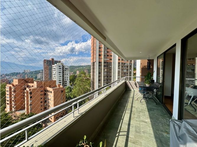 Apartamento de 3 alcobas en venta en La Calera, Medellín, 172 m² · foto 2 de 24