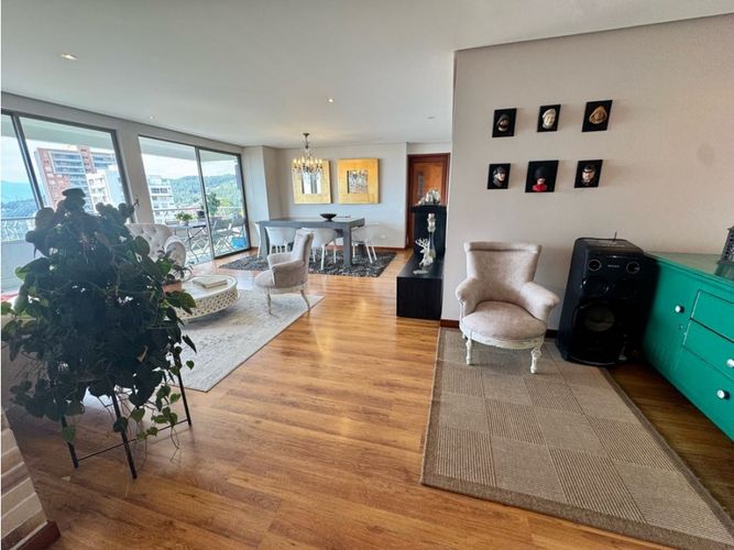 Apartamento de 3 alcobas en venta en La Calera, Medellín, 172 m² · foto 3 de 24