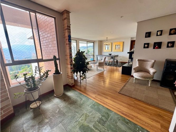 Apartamento de 3 alcobas en venta en La Calera, Medellín, 172 m² · foto 10 de 24