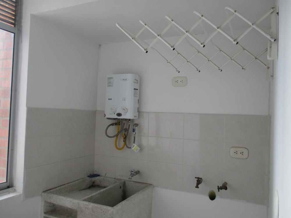 Apartamento en venta en Rio Frio, Floridablanca · foto 5 de 18