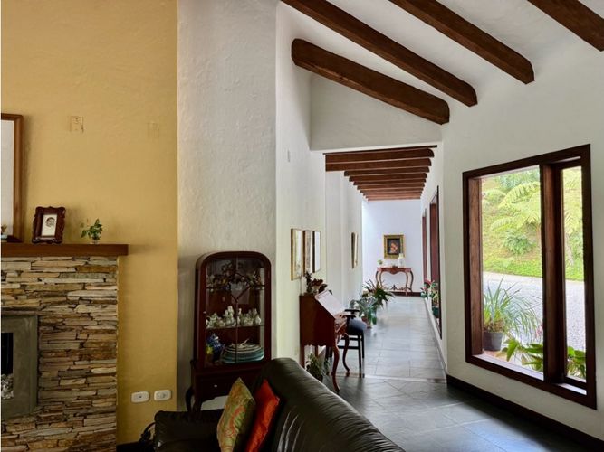 Casa de 4 alcobas en venta en Santa Elena, El Retiro, 283 m² · foto 5 de 24