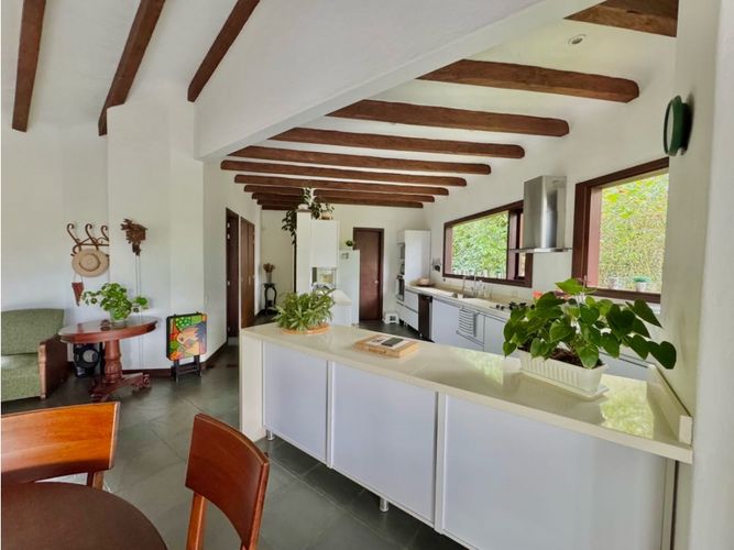 Casa de 4 alcobas en venta en Santa Elena, El Retiro, 283 m² · foto 6 de 24
