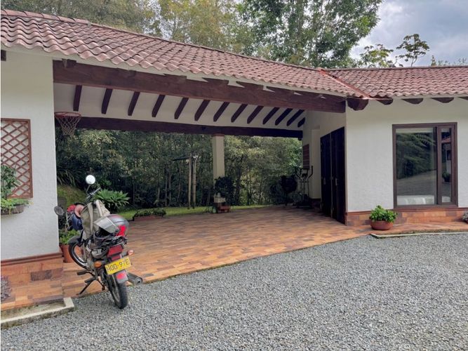 Casa de 4 alcobas en venta en Santa Elena, El Retiro, 283 m² · foto 7 de 24