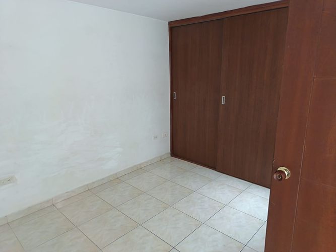 Apartamento de 3 alcobas en venta en Comuneros, Bucaramanga, 70 m² · foto 12 de 16