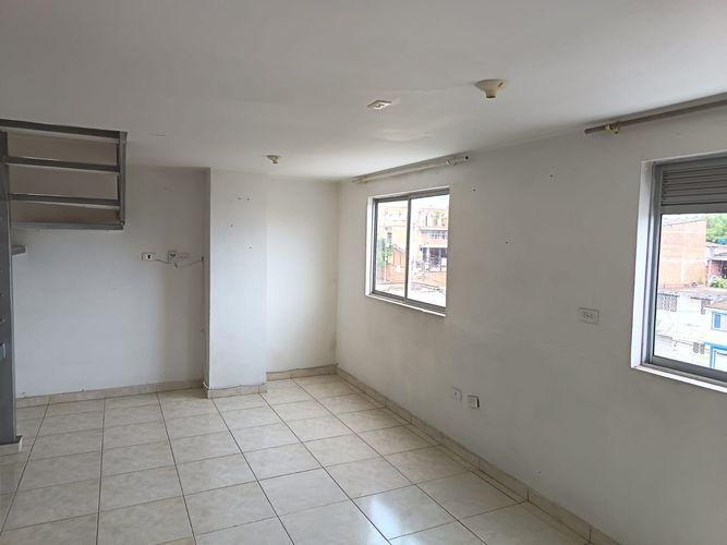 Apartamento de 3 alcobas en venta en Comuneros, Bucaramanga, 70 m² · foto 9 de 16