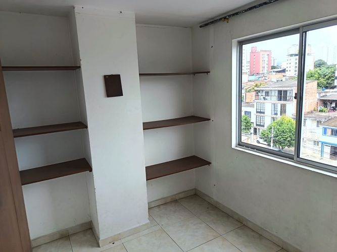 Apartamento de 3 alcobas en venta en Comuneros, Bucaramanga, 70 m² · foto 13 de 16