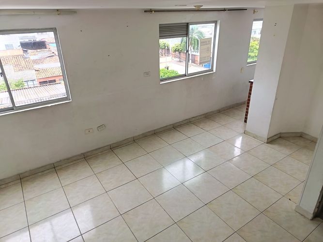 Apartamento de 3 alcobas en venta en Comuneros, Bucaramanga, 70 m² · foto 5 de 16