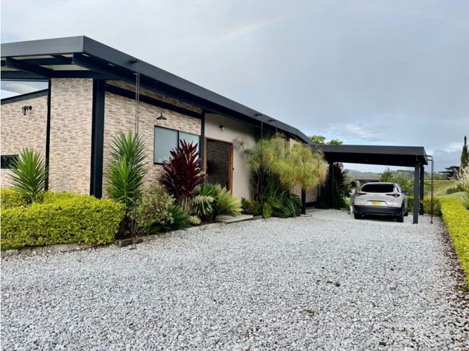 Casa de 2 alcobas en venta en Pantanillo, El Retiro, 234 m² · foto 9 de 24