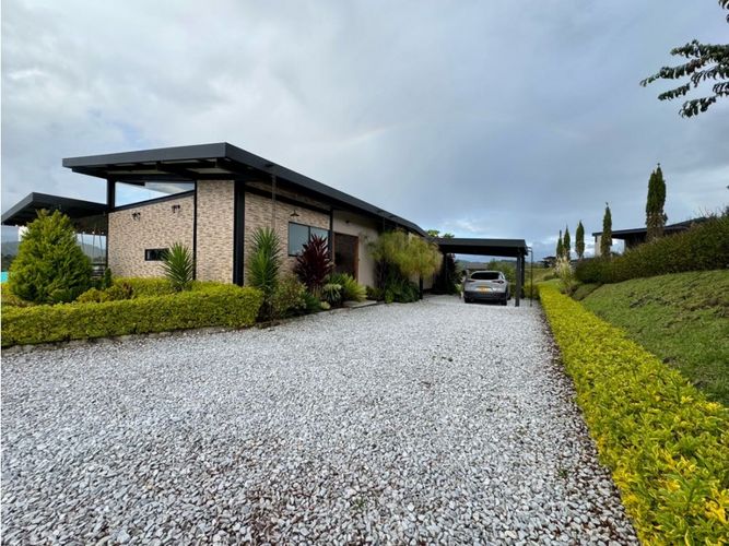 Casa de 2 alcobas en venta en Pantanillo, El Retiro, 234 m² · foto 10 de 24