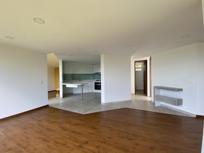 Casa de 4 alcobas en venta en Mercenario, Sopó, 270 m² · foto 4 de 24