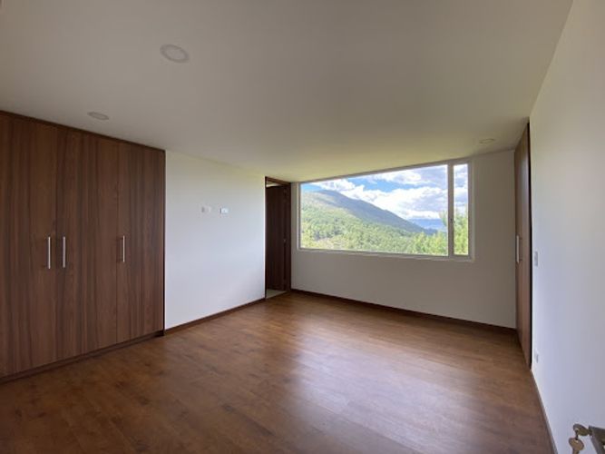 Casa de 4 alcobas en venta en Mercenario, Sopó, 270 m² · foto 10 de 24