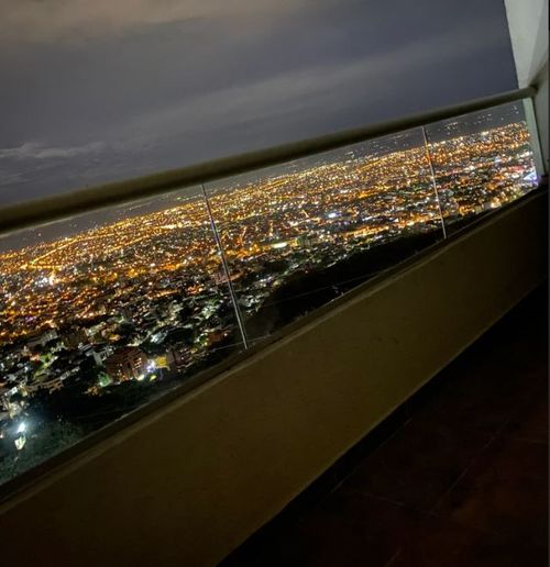 Apartamento de 4 alcobas en venta en Bellavista, Cali, 136 m² · foto 2 de 16