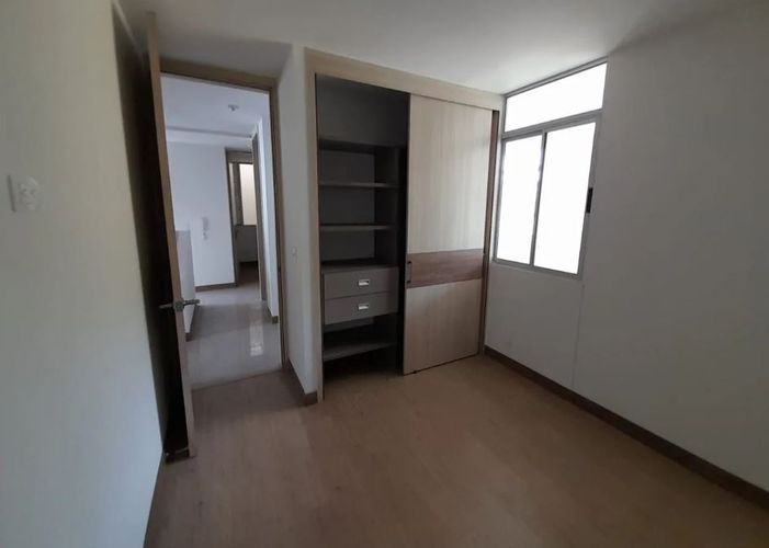 Apartamento de 4 alcobas en venta en Bellavista, Cali, 136 m² · foto 8 de 16