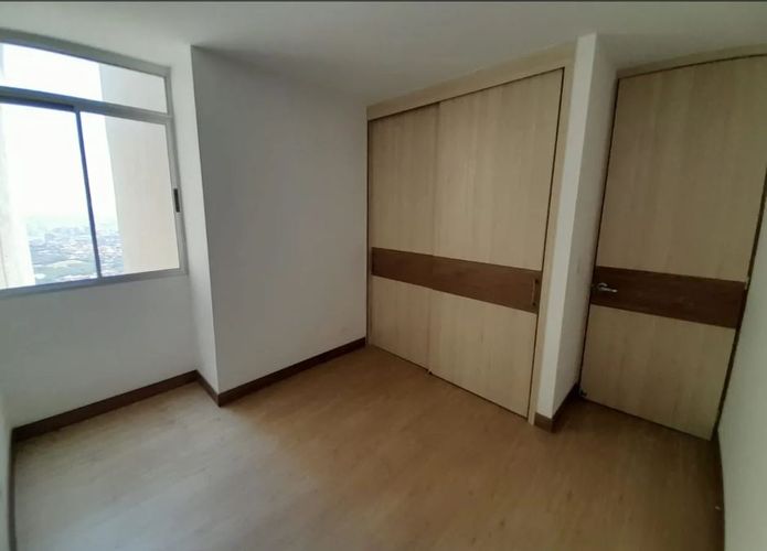 Apartamento de 4 alcobas en venta en Bellavista, Cali, 136 m² · foto 9 de 16