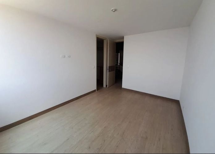 Apartamento de 4 alcobas en venta en Bellavista, Cali, 136 m² · foto 11 de 16