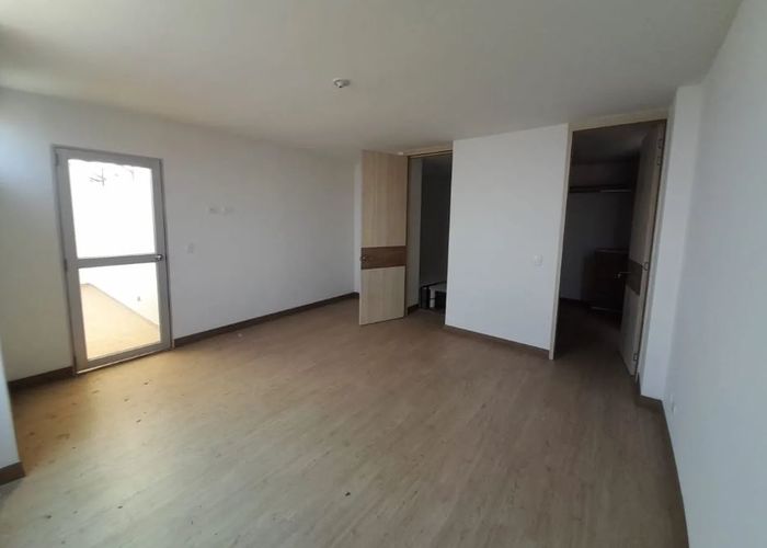 Apartamento de 4 alcobas en venta en Bellavista, Cali, 136 m² · foto 14 de 16
