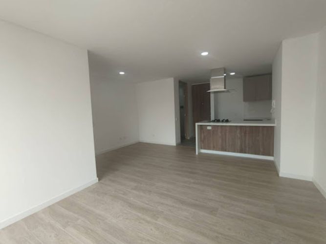 Apartamento de 3 alcobas en arriendo en San Jose De Usaquen, Bogotá, 80 m² · foto 4 de 20