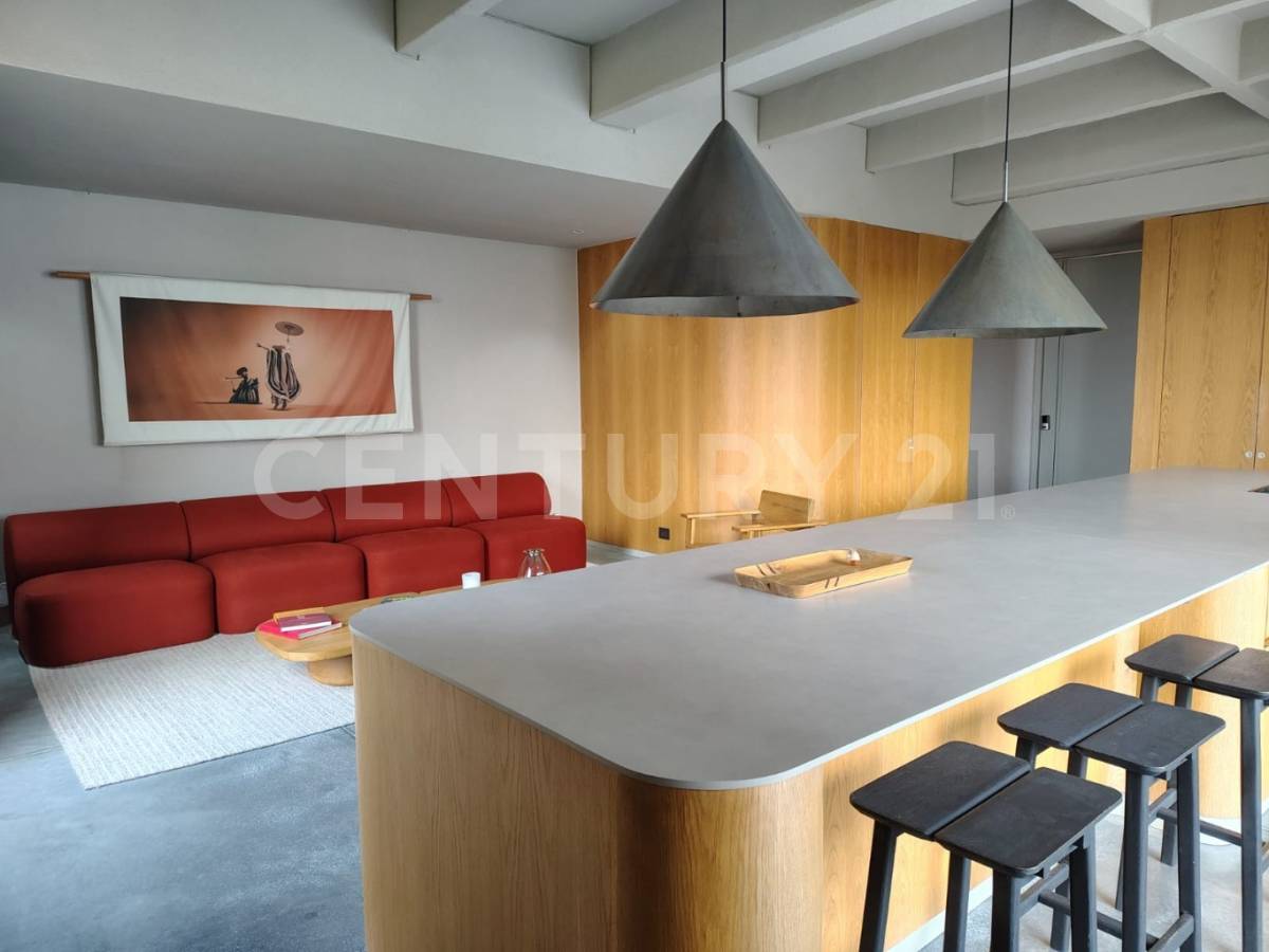 Apartamento en arriendo en El Poblado, Medellín · foto 3 de 19