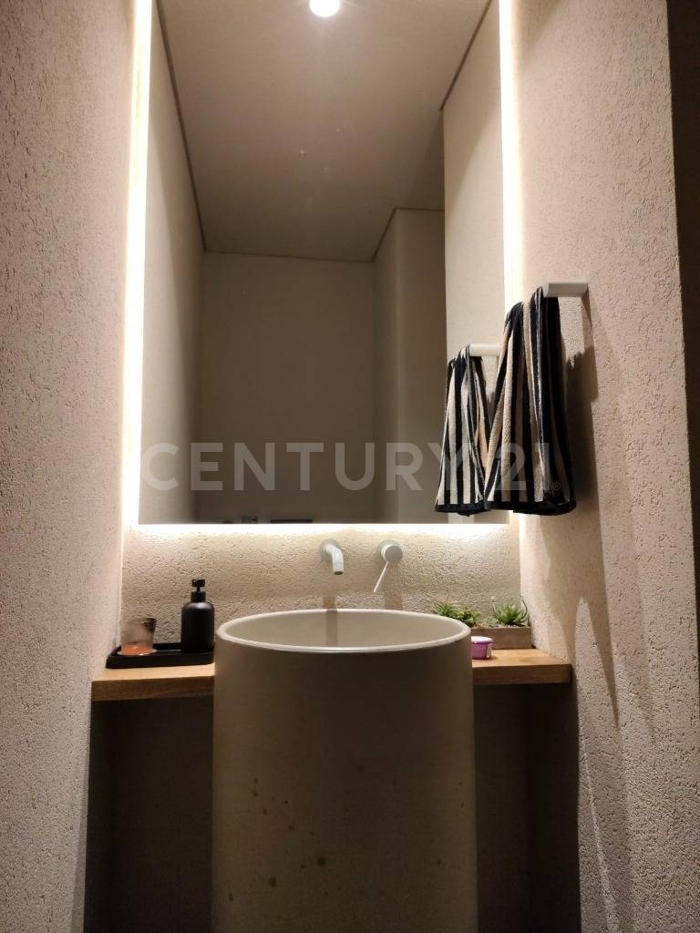 Apartamento en arriendo en El Poblado, Medellín · foto 5 de 19