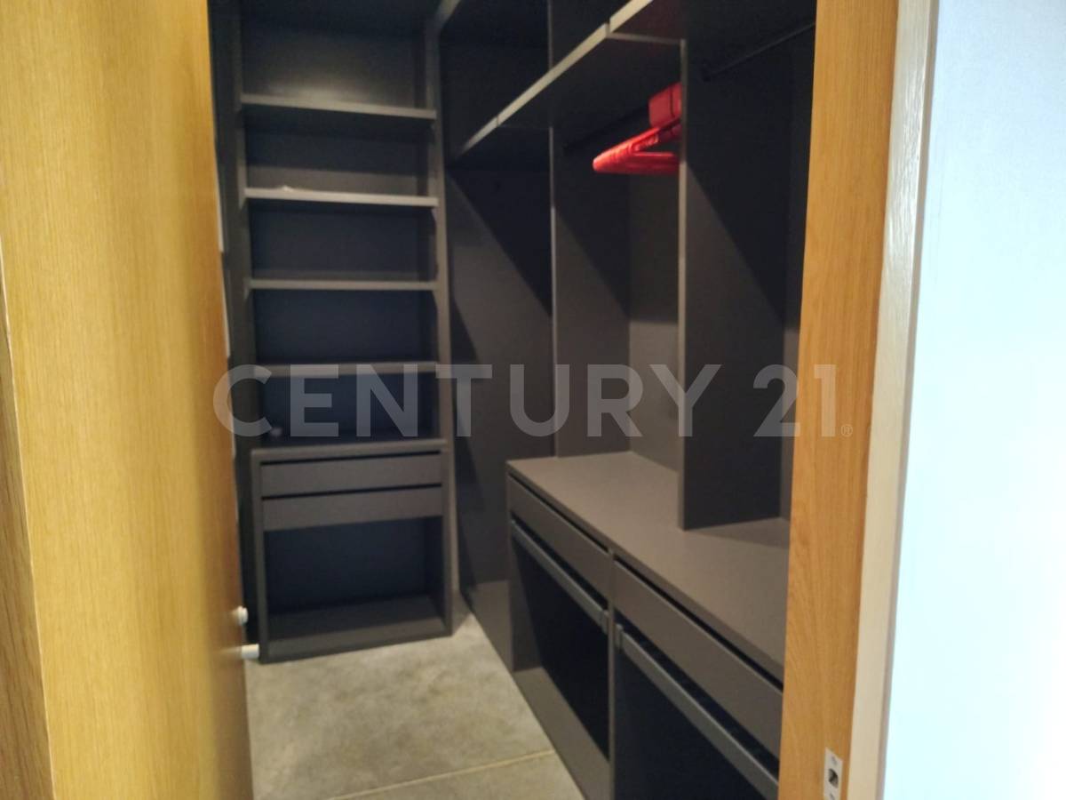 Apartamento en arriendo en El Poblado, Medellín · foto 10 de 19