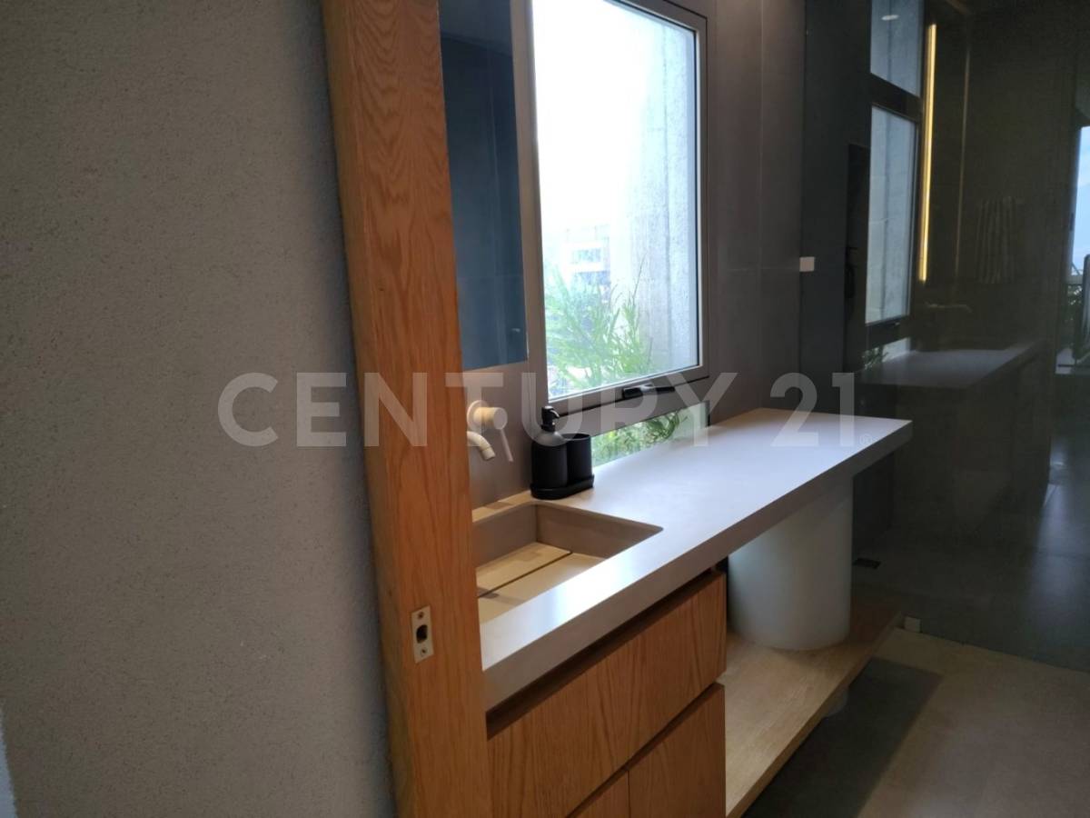 Apartamento en arriendo en El Poblado, Medellín · foto 16 de 19