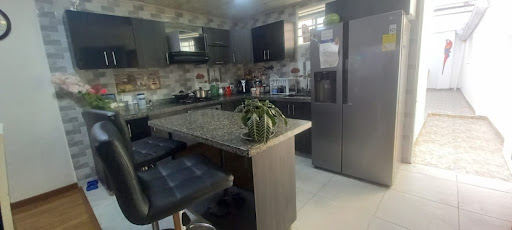 Casa en venta en Quinta Paredes, Bogotá · foto 6 de 24