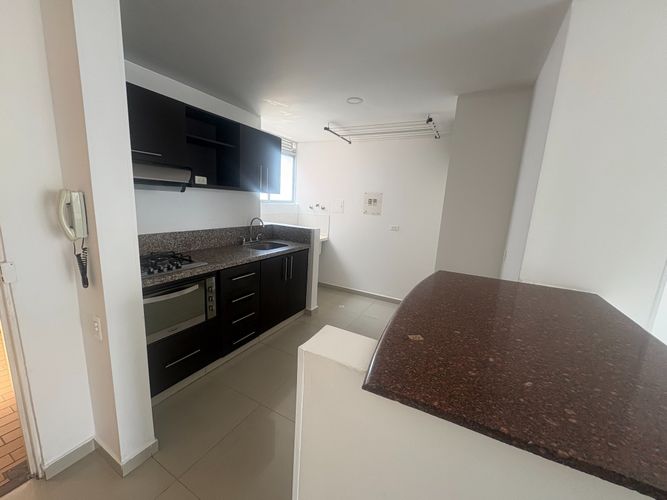 Apartamento de 3 alcobas en venta en San Francisco, Bucaramanga, 67 m² · foto 2 de 21