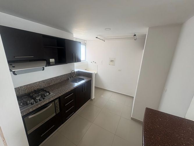 Apartamento de 3 alcobas en venta en San Francisco, Bucaramanga, 67 m² · foto 3 de 21