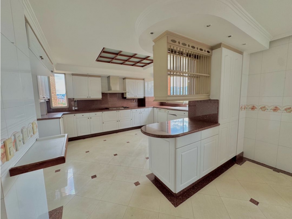 Apartamento en venta en El Poblado, Medellín · foto 17 de 24