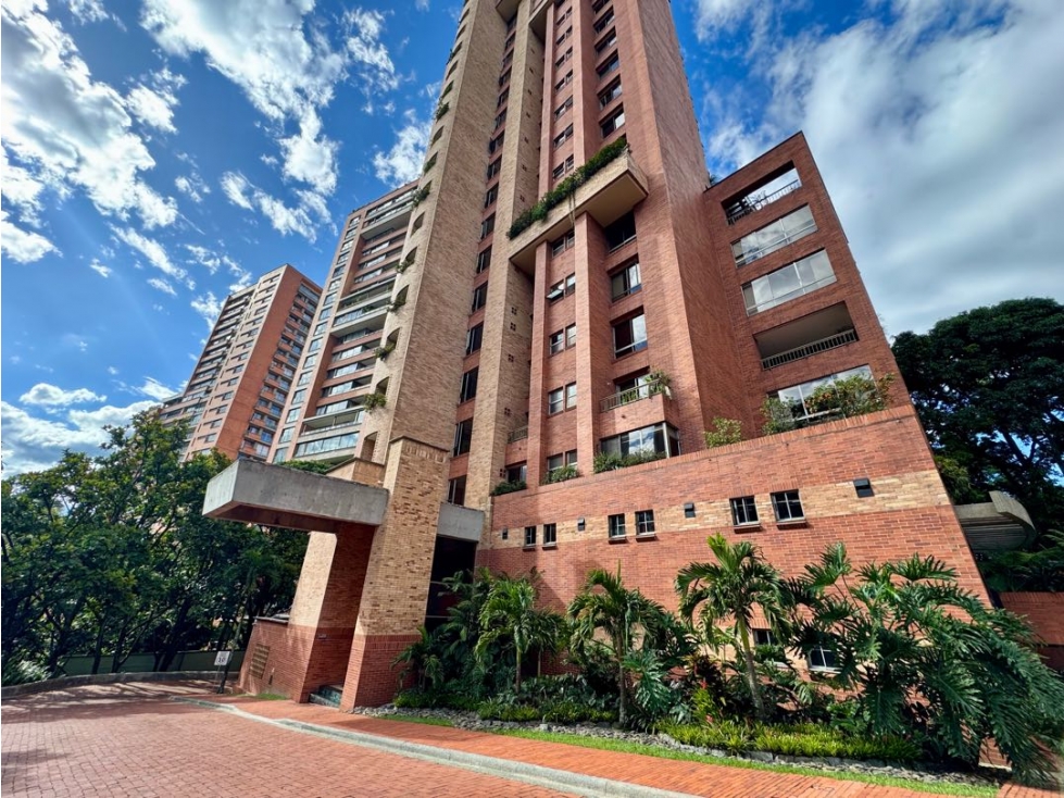 Apartamento en venta en El Poblado, Medellín · foto 22 de 24
