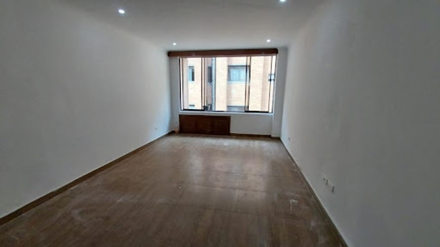 Apartamento de 5 alcobas en venta en La Carolina, Bogotá, 280 m² · foto 7 de 24
