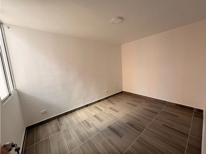 Apartamento de 3 alcobas en venta en San Martin, Ibagué, 42 m² · foto 7 de 17