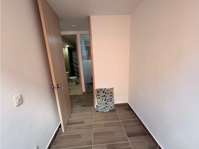 Apartamento de 3 alcobas en venta en San Martin, Ibagué, 42 m² · foto 9 de 17