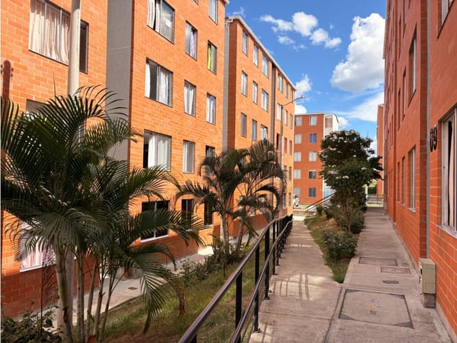 Apartamento de 3 alcobas en venta en San Martin, Ibagué, 42 m² · foto 16 de 17