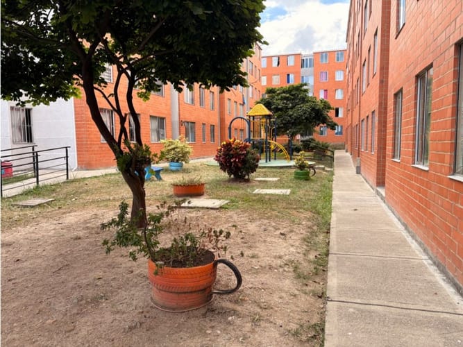 Apartamento de 3 alcobas en venta en San Martin, Ibagué, 42 m² · foto 17 de 17