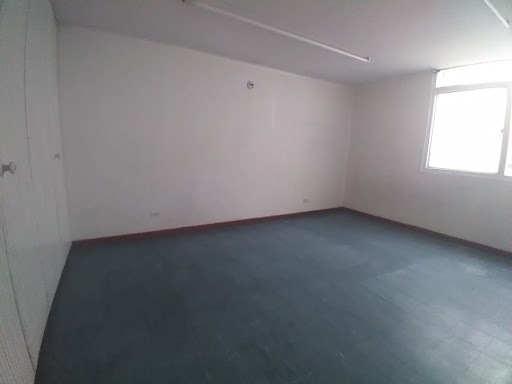Casa en venta en Ciudad Berna, Bogotá · foto 6 de 13