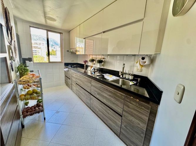 Apartamento de 3 alcobas en venta en El Diamante No. 2, Medellín, 145 m² · foto 10 de 16