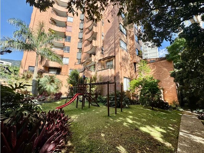 Apartamento de 3 alcobas en venta en El Diamante No. 2, Medellín, 145 m² · foto 16 de 16