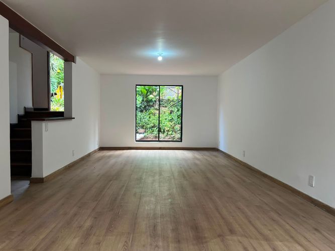 Casa de 3 alcobas en venta en Camino Verde, Envigado, 142 m² · foto 5 de 17
