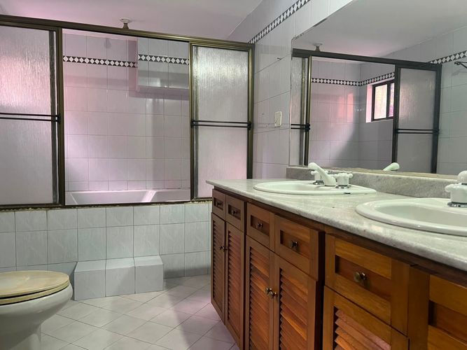 Casa de 3 alcobas en venta en Camino Verde, Envigado, 142 m² · foto 14 de 17