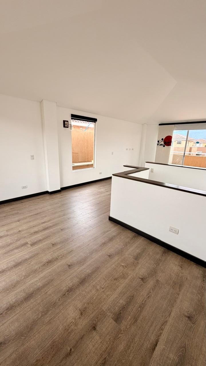 Casa en arriendo en Laura Vicuña, Chía · foto 22 de 24