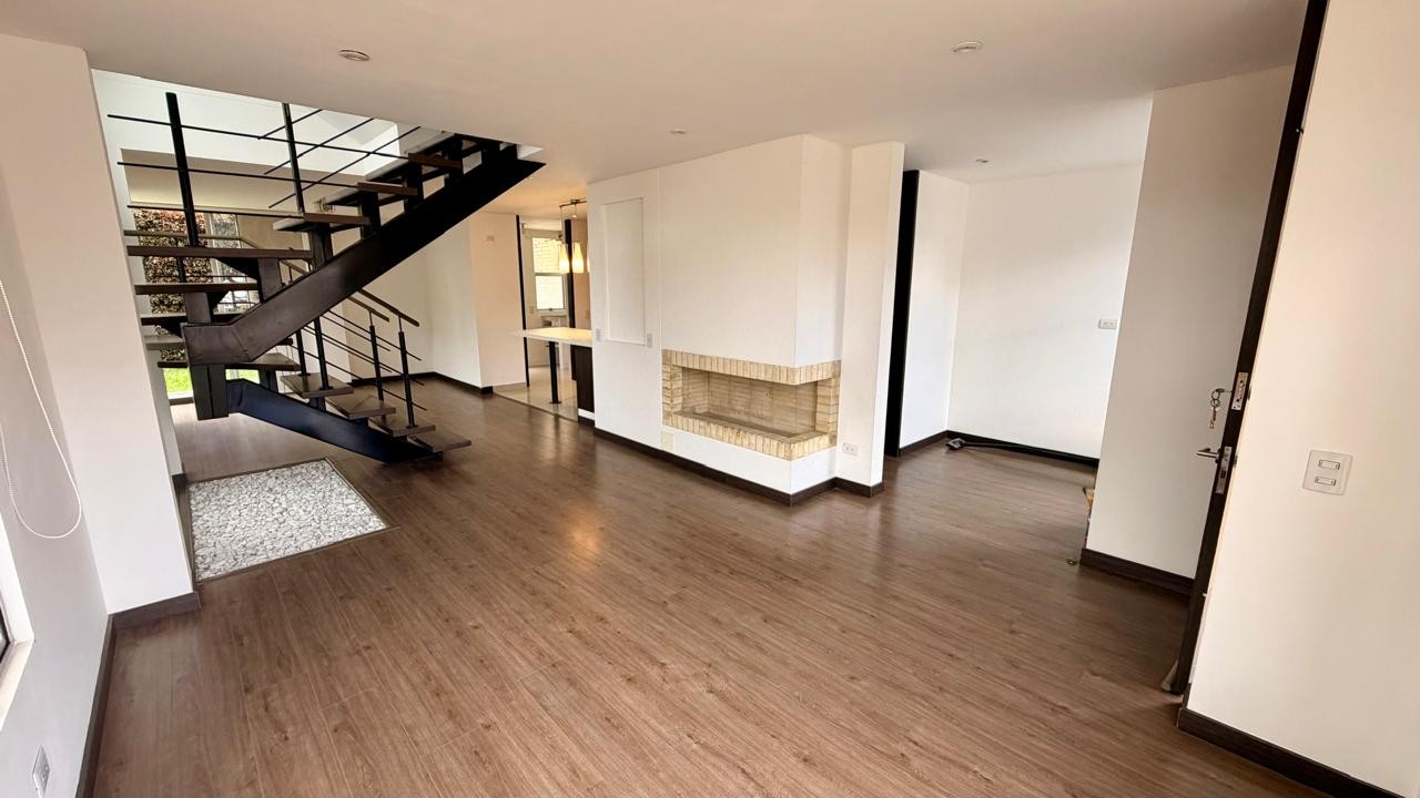 Casa en arriendo en Laura Vicuña, Chía · foto 4 de 24