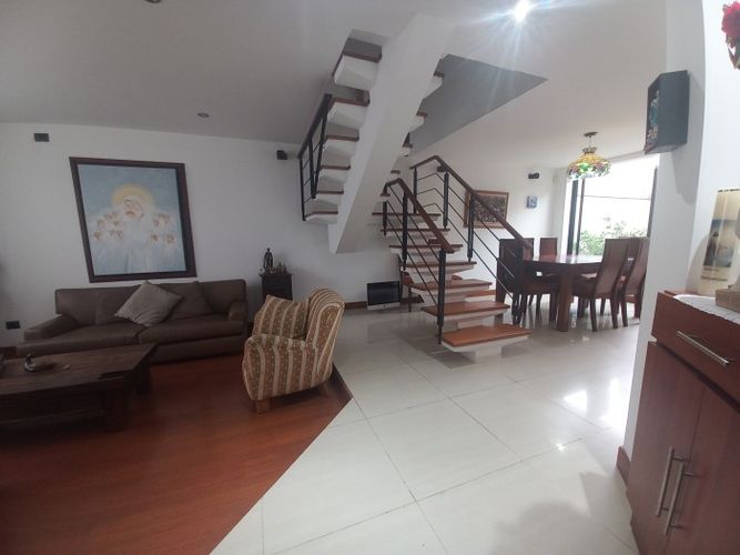 Casa de 3 alcobas en venta en La Estrella, Chía, 160 m² · foto 9 de 24