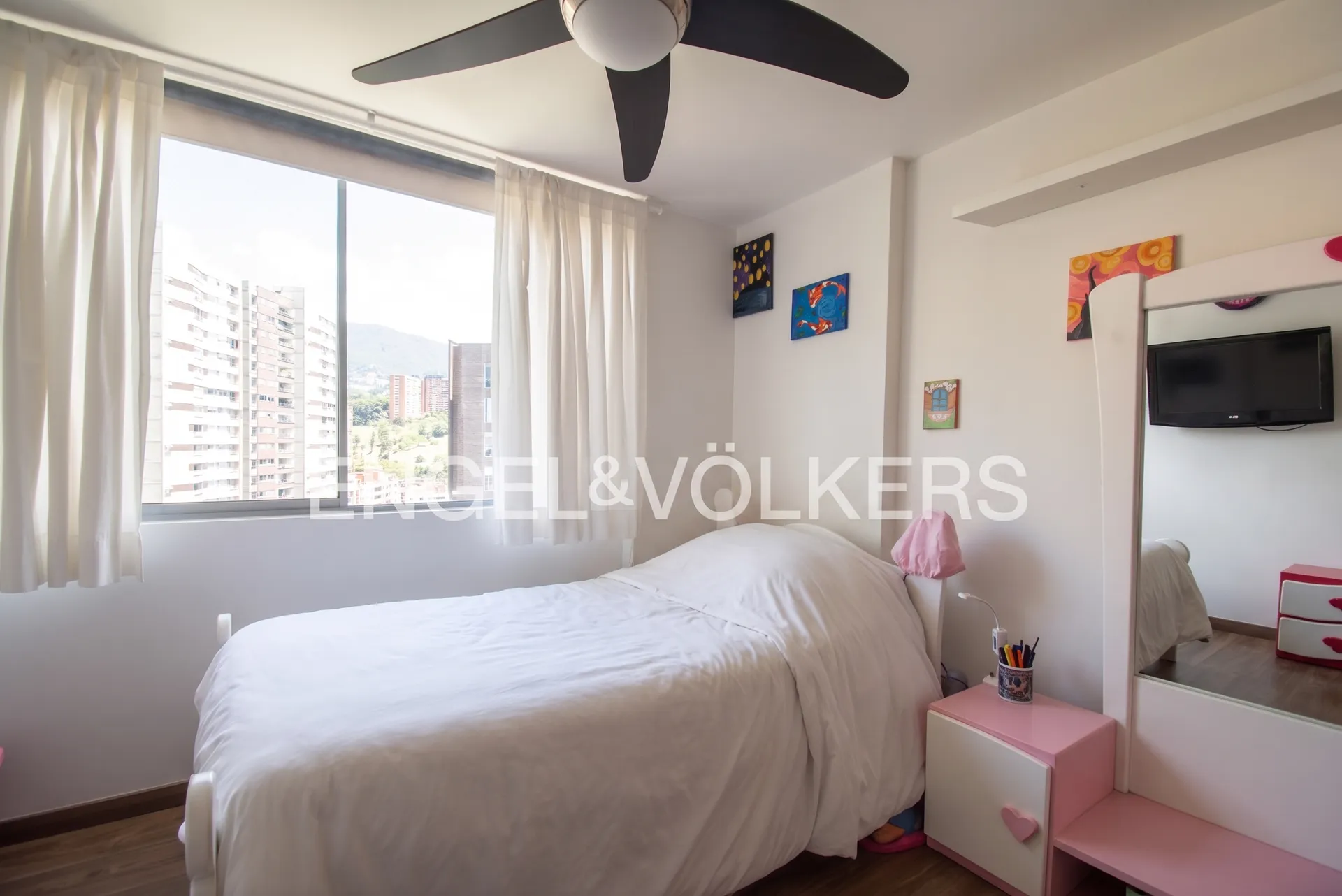 Apartamento en venta en Loma Del Chocho, Envigado · foto 12 de 17