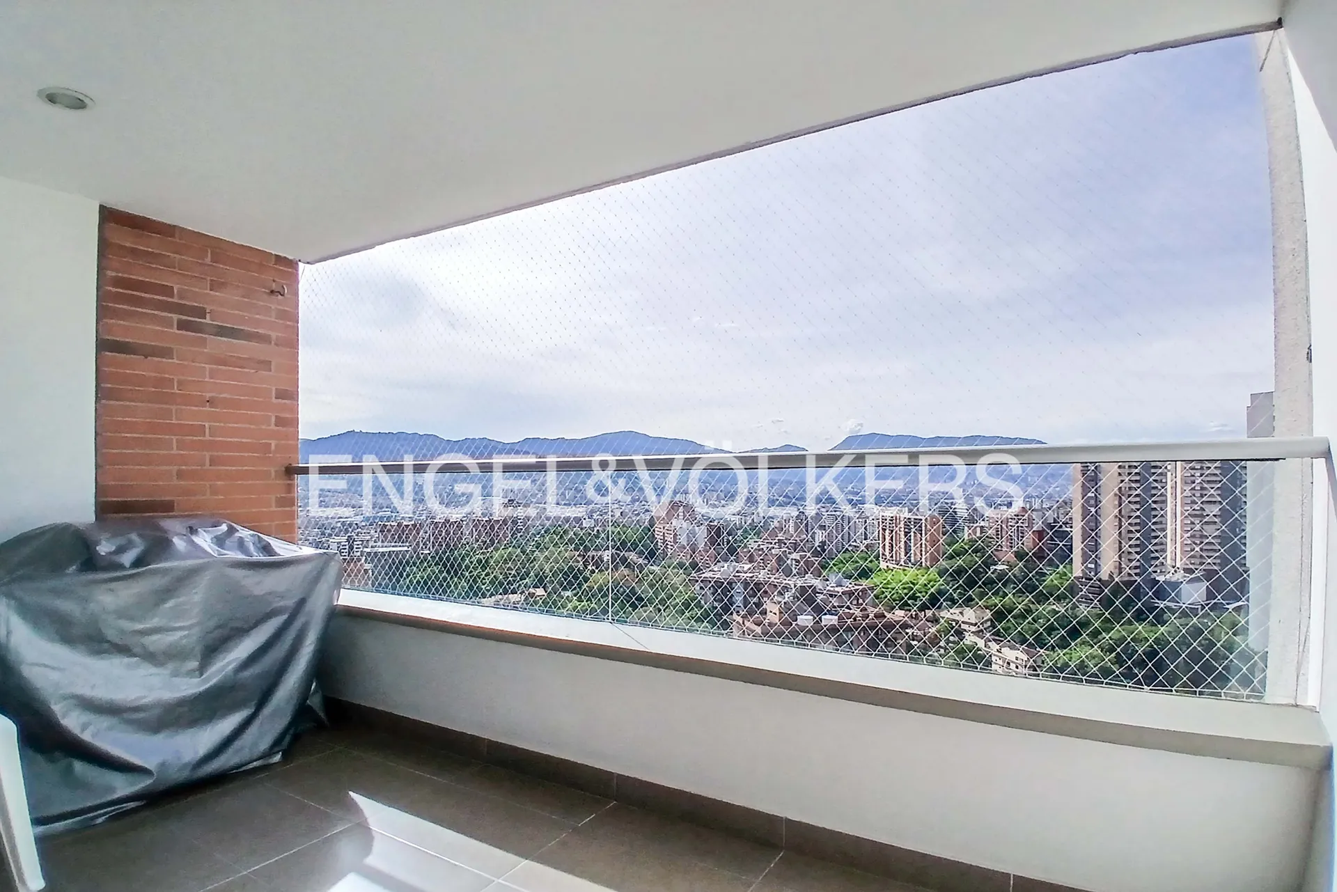 Apartamento en venta en Loma Del Chocho, Envigado · foto 6 de 17
