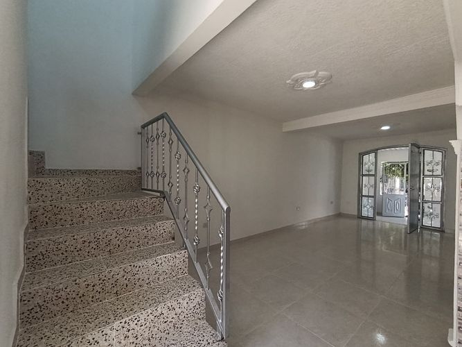 Casa de 5 alcobas en venta en Kilometro 8, Los Patios, 170 m² · foto 3 de 15