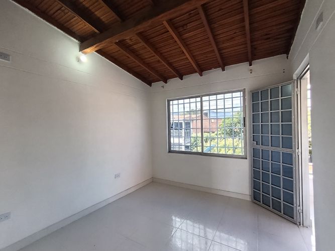 Casa de 5 alcobas en venta en Kilometro 8, Los Patios, 170 m² · foto 11 de 15