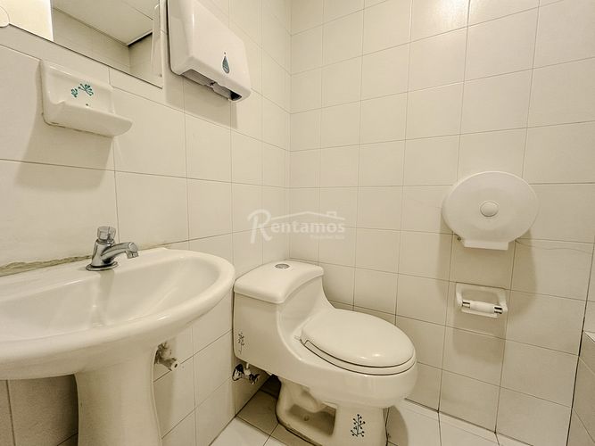Oficina en arriendo en Milla De Oro, Medellín, 142 m² · foto 14 de 21