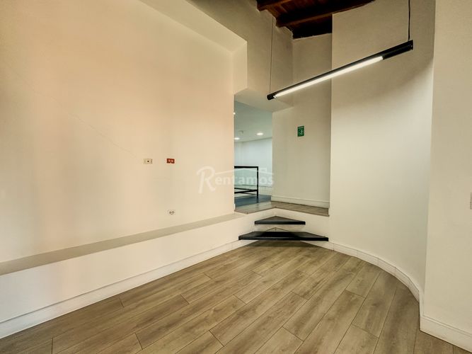 Oficina en arriendo en Milla De Oro, Medellín, 142 m² · foto 16 de 21