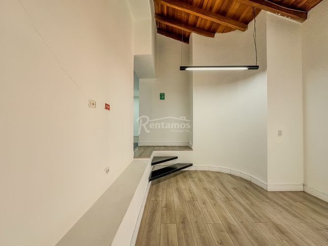 Oficina en arriendo en Milla De Oro, Medellín, 142 m² · foto 17 de 21